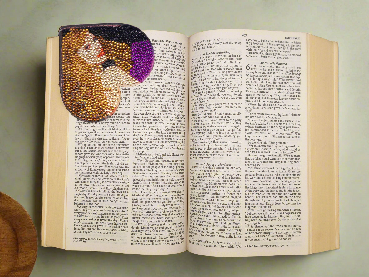 4pcs Diamond Art 'Taylor Swift Inspired' Corner Bookmark