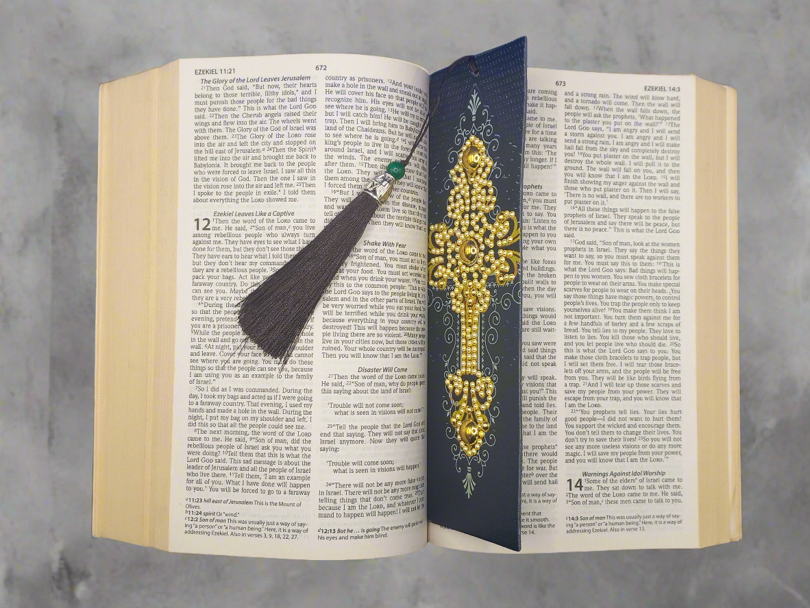 2pcs Diamond Art Cross Bookmark Set